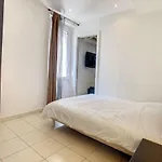 1 Bedroom Notre Dame 2 mins from the Croisette&the Palais 225